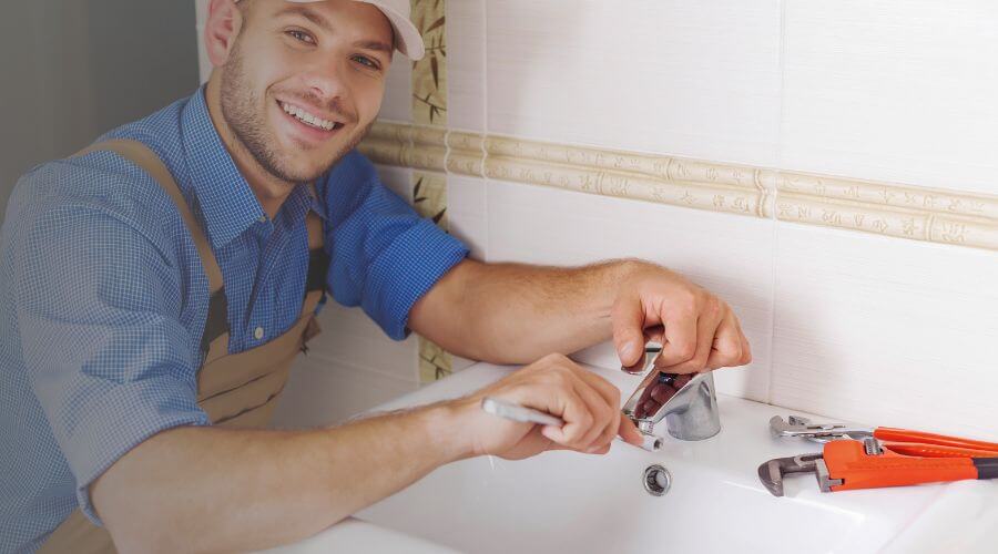 Handle or spout repair in Greenwood, AR